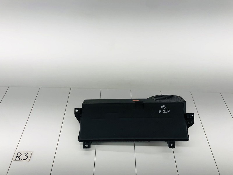 06-08 MERCEDES BENZ R350 REAR COMPARTMENT SOUND AUDIO SUBWOOFER WOOFER OEM