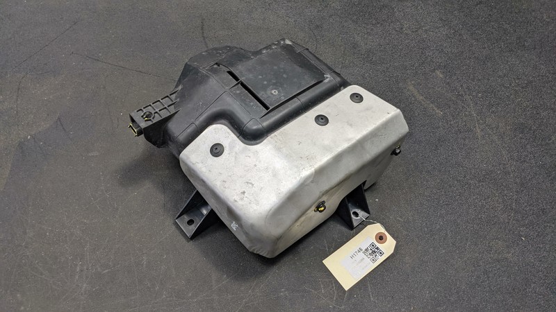Vapor Evaporator Canister 31400-J9500 31425-J9500 2021 Hyundai Kona 2018-2020