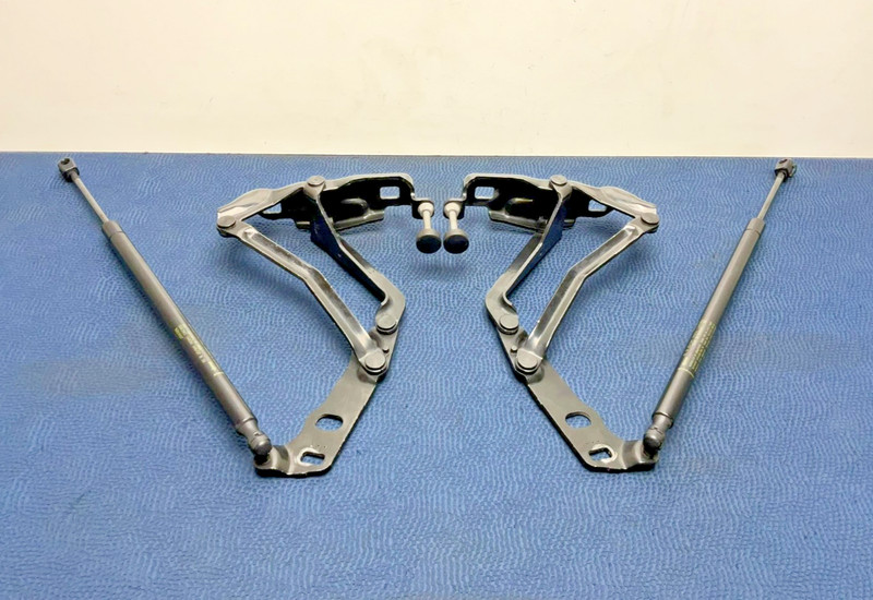 07–10 Sky Pontiac Solstice Hood Hinge Holder Bracket Left Right SET OEM 69K Mile