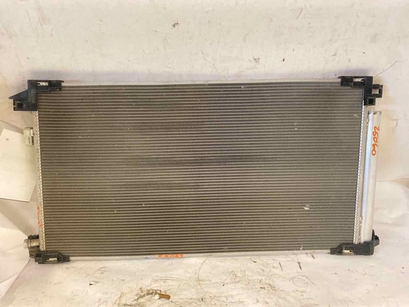 Condenser TOYOTA PRIUS 16 17 18 19 20 21 22