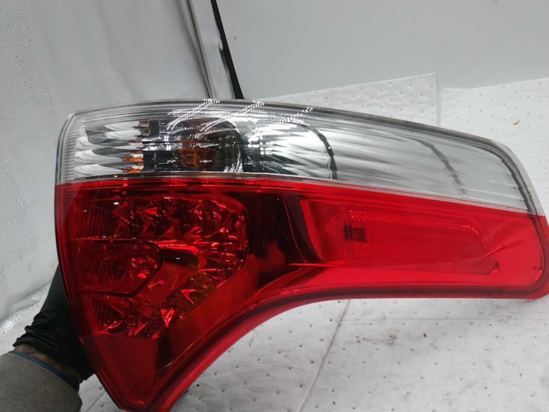2013 Toyota Sienna Left Green Tail Light Assembly - Used, 141K Miles