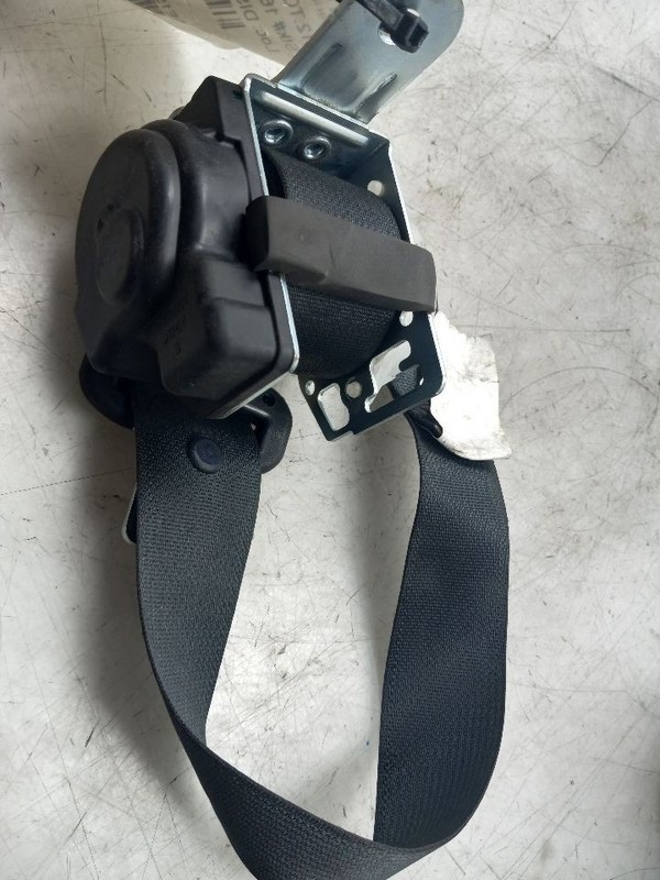 15 TOYOTA COROLLA REAR PASSENGER RIGHT SEAT BELT RETRACTOR