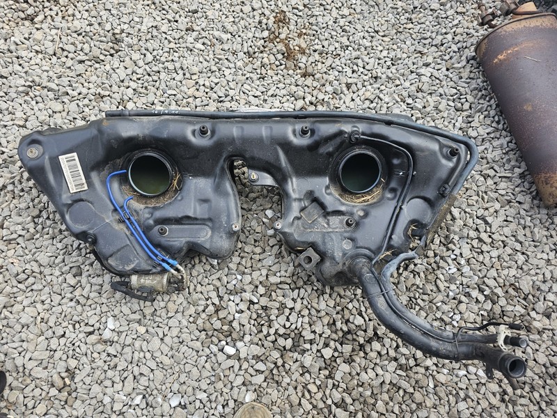 2002 - 2005 MERCEDES BENZ C230 Fuel Filler Tank Assembly 2.3L 4 Cylinder OEM