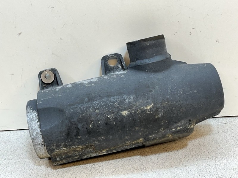 2001 Polaris Genesis Virage 1200 Water Tank Exhaust Box 5631134