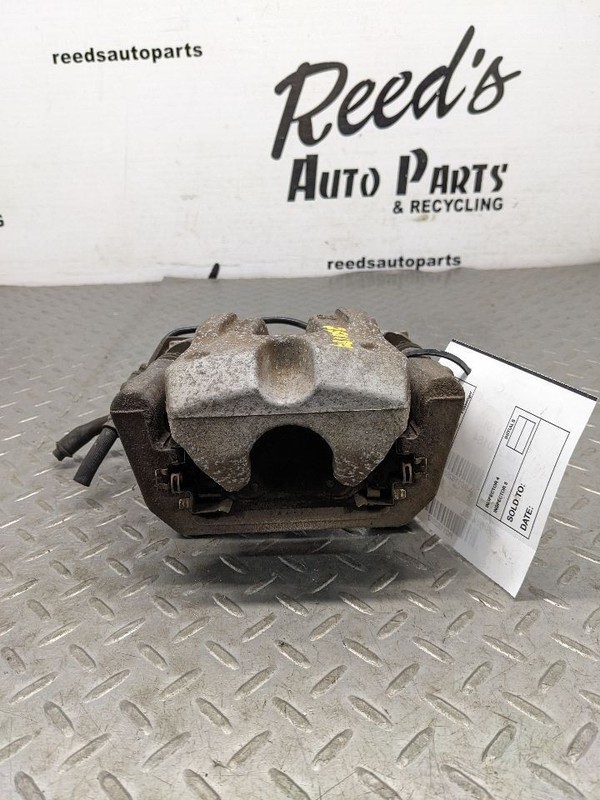 Driver Caliper Rear 12.60" Diameter Rotor Fits 14-20 CHEROKEE 1182552