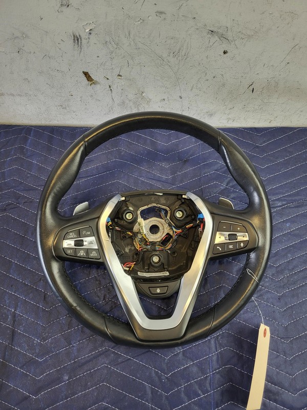 Used Oem BMW Left Driver Steering Wheel for 2023-2024 430Xi Gran Coupe
