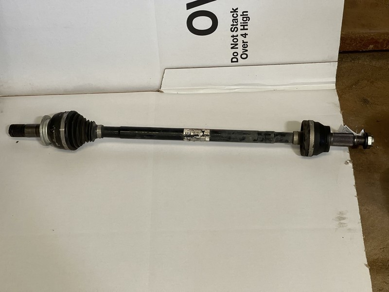 2018 LAND RANGE ROVER VELAR REAR RIGHT PASSENGER SIDE AXLE SHAFT OEM