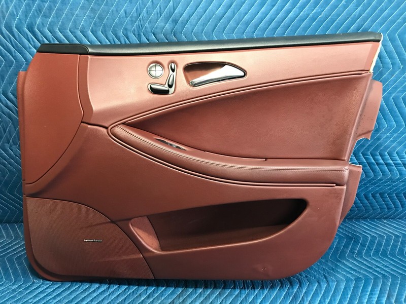 06-11 Mercedes W219 CLS500 CLS550 Front RH Right Side Interior Door Panel Red