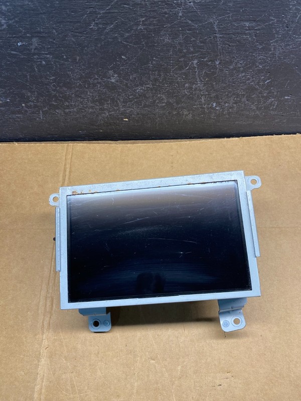 2016 to 2019 Ford Taurus Radio Information Display Screen Monitor AD3663 DG