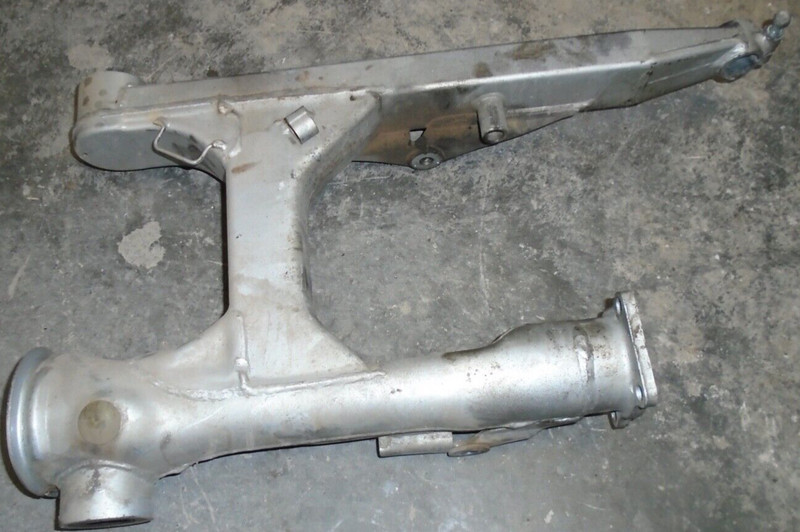 1987 Yamaha Venture XVZ1300 XVZ 1300 rear Back Swingarm Swing Arm Suspension 87