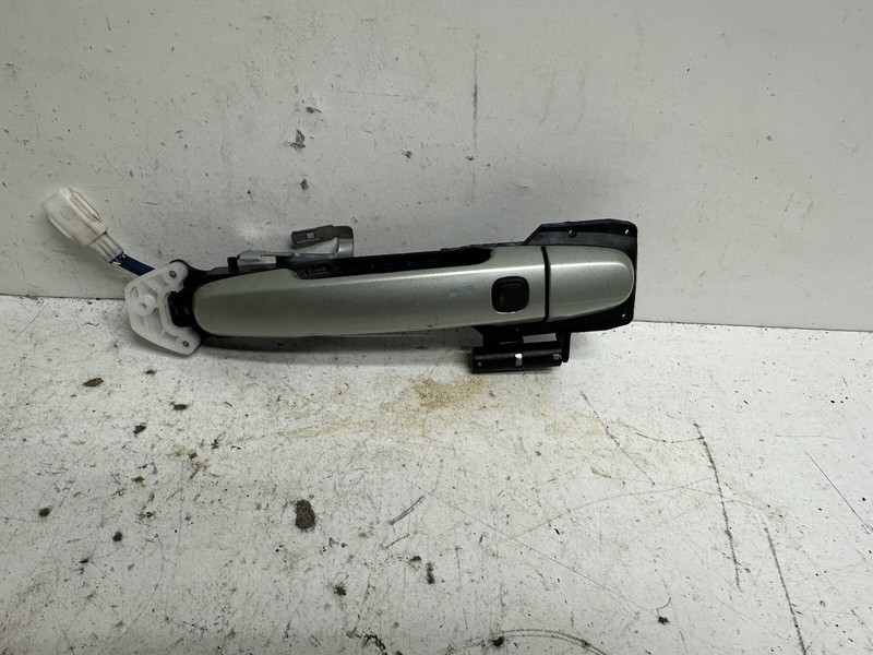 2006-2009 Toyota Prius Right Front Passenger Exterior Door Handle