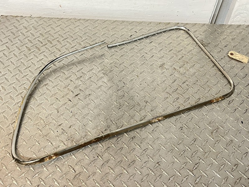 53 Mercedes Ponton W120 W121 180D Front Left Driver Glass Door Trim Molding