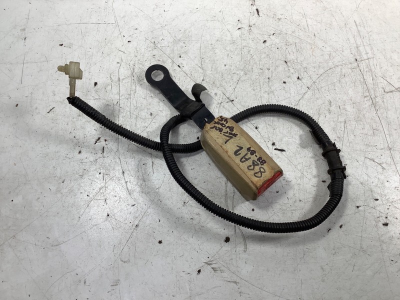 88-89 Honda Accord 2D Left Front Seat Belt Buckle Beige 04816-SE0-A05ZG OEM