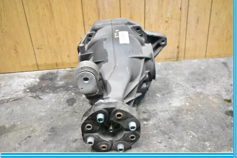 10-16 Mercedes W207 E550 E350 SL550 Rear Differential Diff Carrier Axle OEM