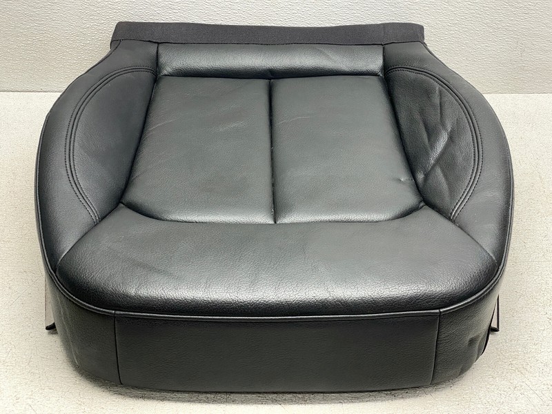 2017-2019 AUDI A3 FRONT LEFT DRIVER SIDE LOWER SEAT CUSHION OEM LOT719