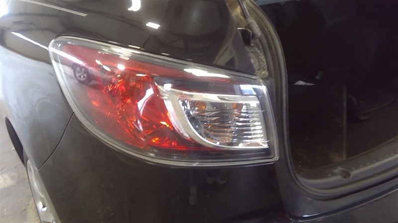 Driver Tail Light Sedan Quarter Panel Mounted Fits 10-13 MAZDA 3 3464377