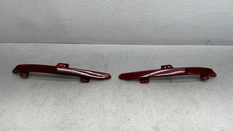 2018-2022 HONDA ACCORD REAR BUMPER LEFT & RIGHT REFLECTOR LIGHT LAMP OEM LOT662