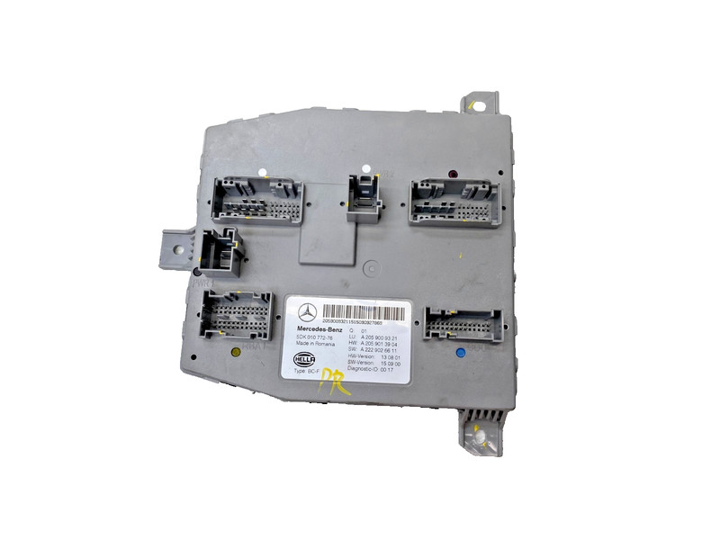 15-18 MERCEDES C300 W205 REAR TRUNK COMMUNICATION SAM CONTROL MODULE OEM #A0.67