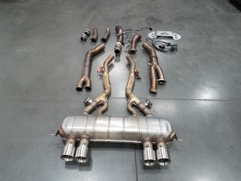 2025 BMW M3 Comp xDrive G80 OEM Muffler Actuators Tips / MAD Mid Pipes #8926