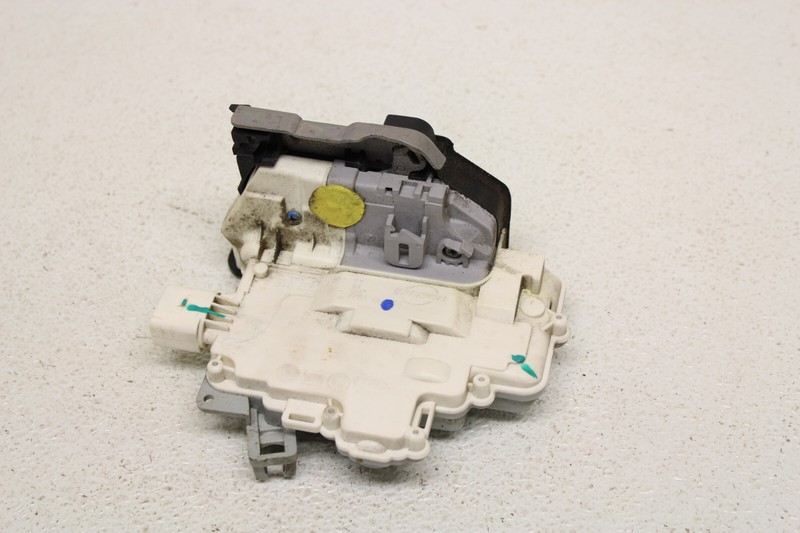 MK2 Audi TT Front Right Door Lock Module TTS TTRS A4 A5 Q5 Oem 2008-2014