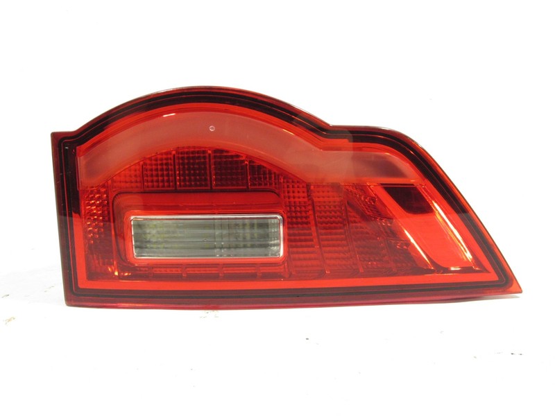 17-20 Jaguar F-Pace 2018 Rear Right Trunk Inner Taillight Tail Light Lamp ;:Y