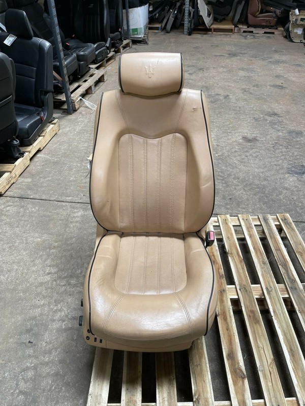 2005-2008 MASERATI QUATTROPORTE FRONT RIGHT PASSENGER SIDE SEAT LEATHER OEM