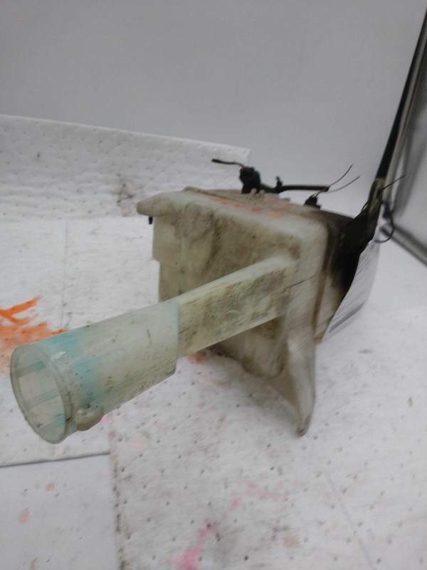 2005 Toyota Camry Washer Fluid Reservoir OEM Tan 2.4L 194K Miles No Cap