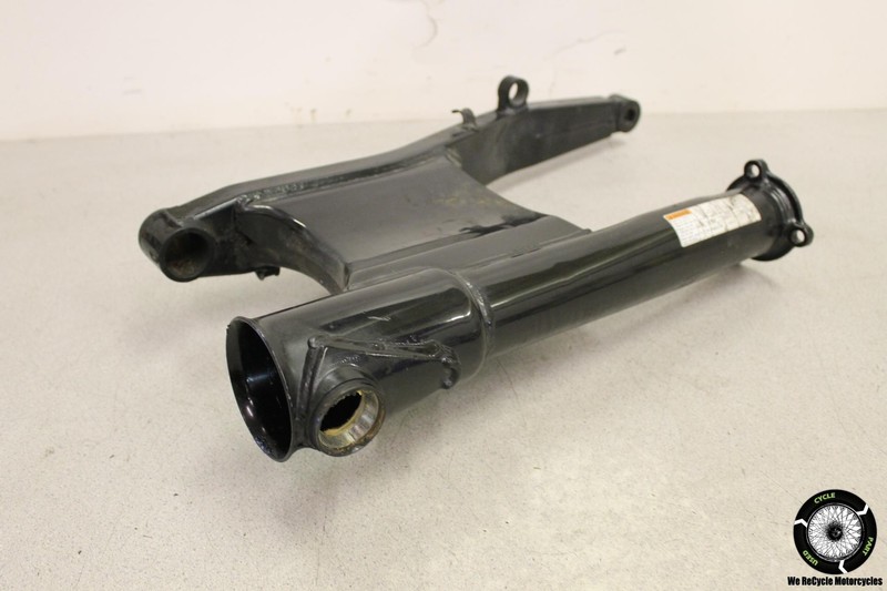 1999 Suzuki Intruder 1500 VL1500 REAR SWINGARM SUSPENSION ARM VL 99