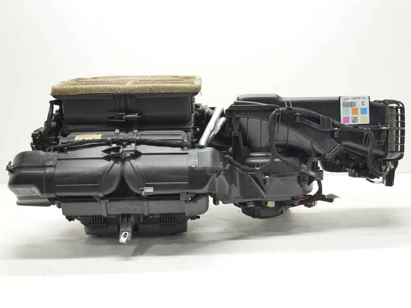 2015-2023 Ford Mustang GT S550 A/C AC HVAC Climate Heater Evaporator Housing OEM
