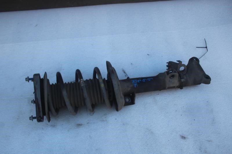 2010-2015 MERCEDES C250 C350 C204 FRONT STRUT SPRING 2043202766