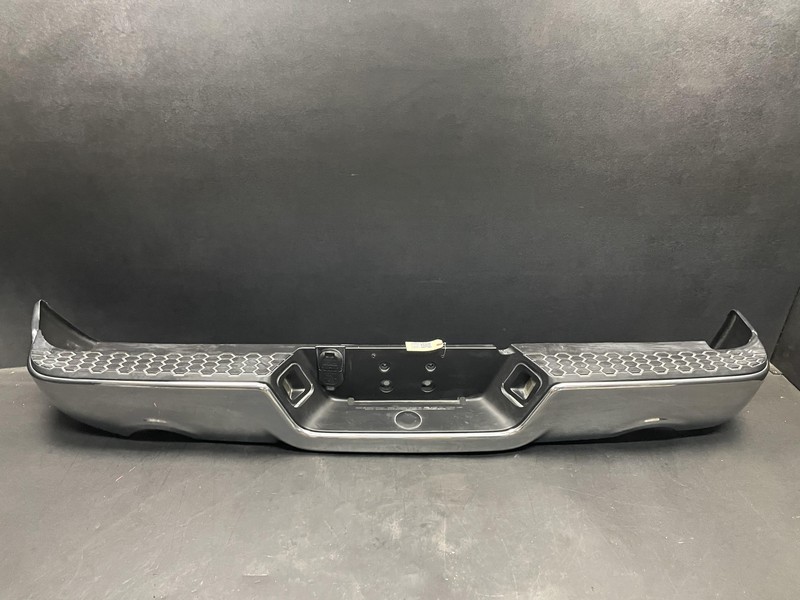 Rear Bumper Cover 2018 Dodge RAM 1500 55112601AE 2013 2014 2015 - 2022 X