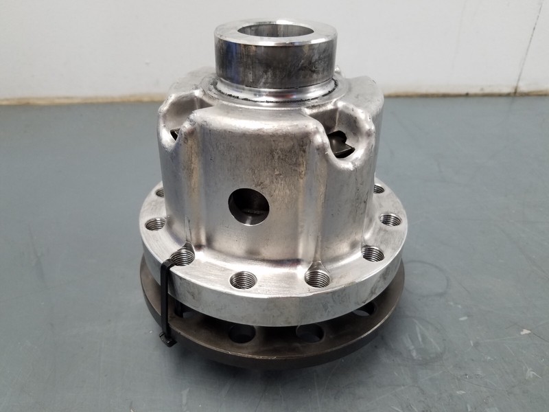 Lamborghini Aventador OEM Rear Differential Carrier #7628 B5