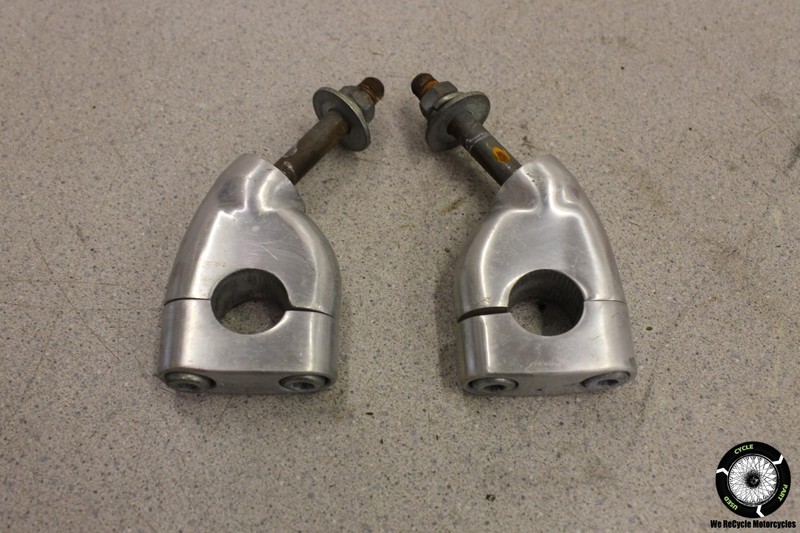 1993 Yamaha Virago 535 XV535 HANDLEBAR RISERS CLAMPS XV 93