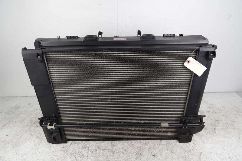 2014-2016 BMW 528 COOLING RADIATOR FAN COOLER AC CONDENSER OEM