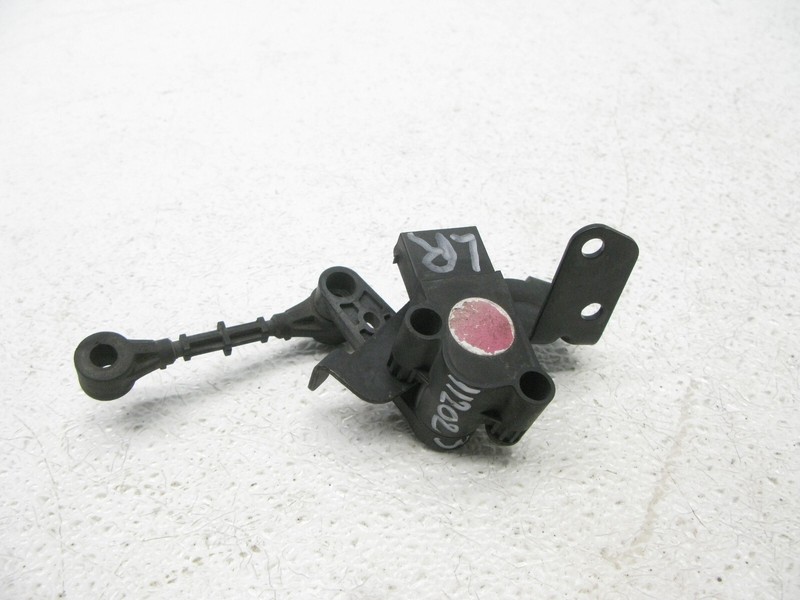 16-21 JAGUAR X260 XF 17-20 XE SUSPENSION RIDE HEIGHT SENSOR REAR LEFT OEM 112023