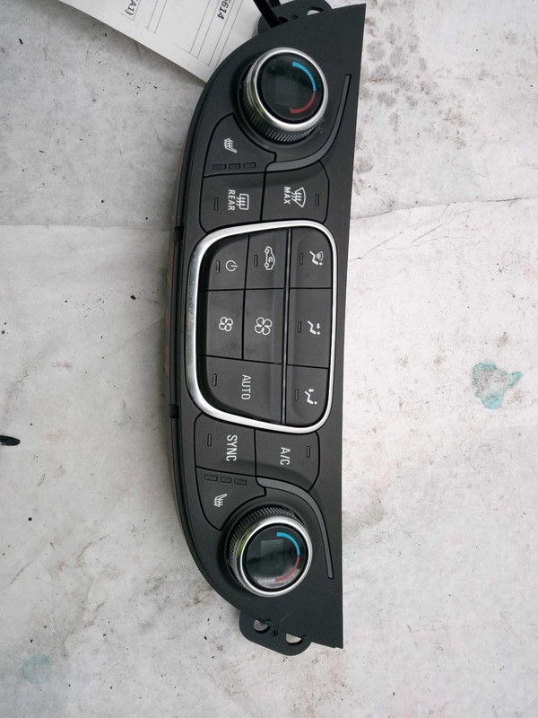Used A/C Selector Switch fits: 2023 Chevrolet Malibu w/o heated and cooled seats