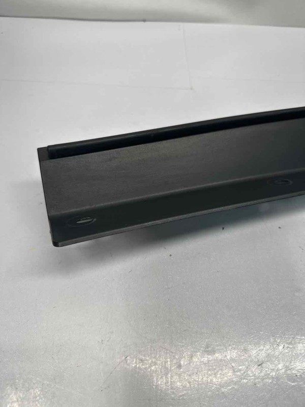 GMC Yukon tailgate liftgate 2015 to 2020 left side anti pinch sensor OEM 1005539