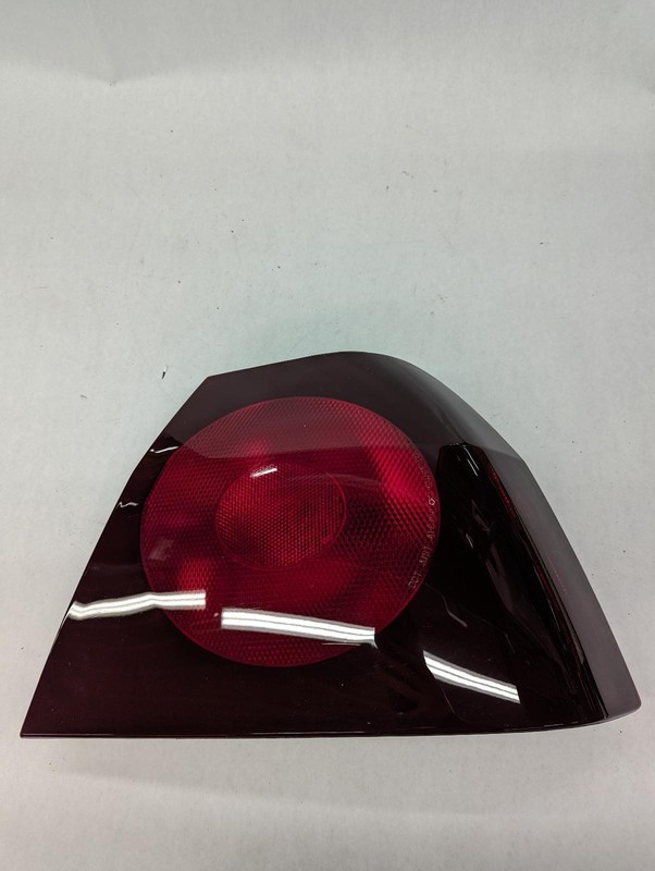 2004 CHEVROLET IMPALA Right passenger Taillight quarter mounted OEM 04