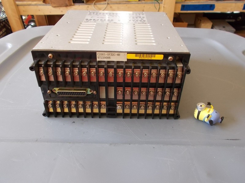 Industrial Temperature Controller Case C2001-8F32C-MH 97J29006 RAC0374479 RS-232