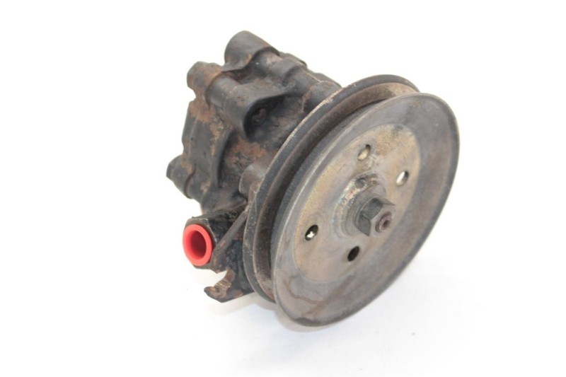 85-86 Nissan 300ZX Z31 Power Steering Pump Assembly
