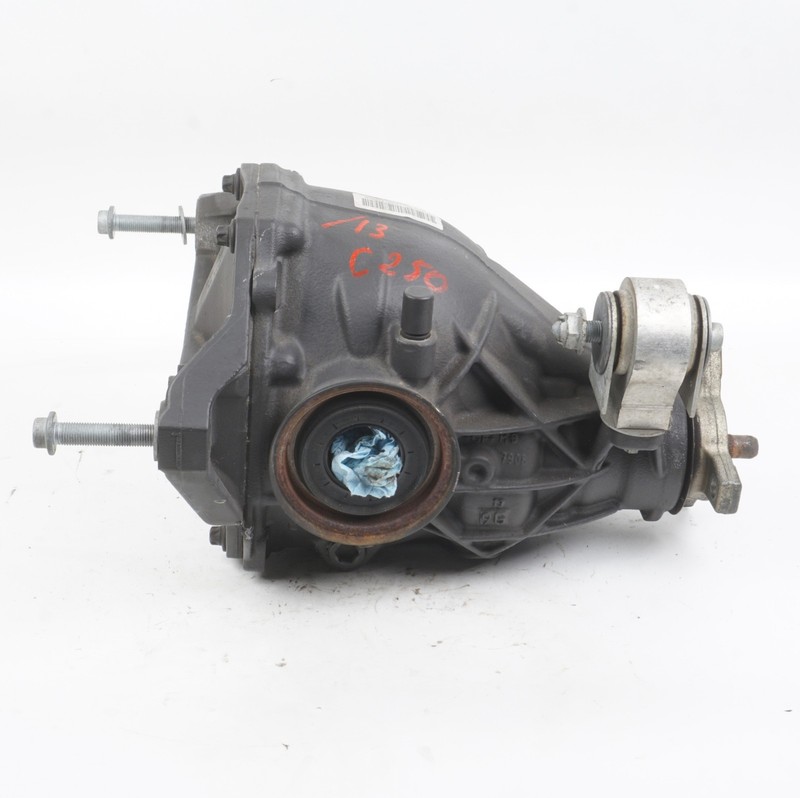2008 - 2016 Mercedes C250 C350 Rear Differential Diff Axle Gearbox Transmission