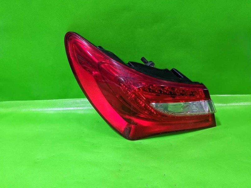 11-14 CHRYSLER 200 SEDAN DRIVER LEFT QUARTER TAILLIGHT LAMP OEM 4499-37