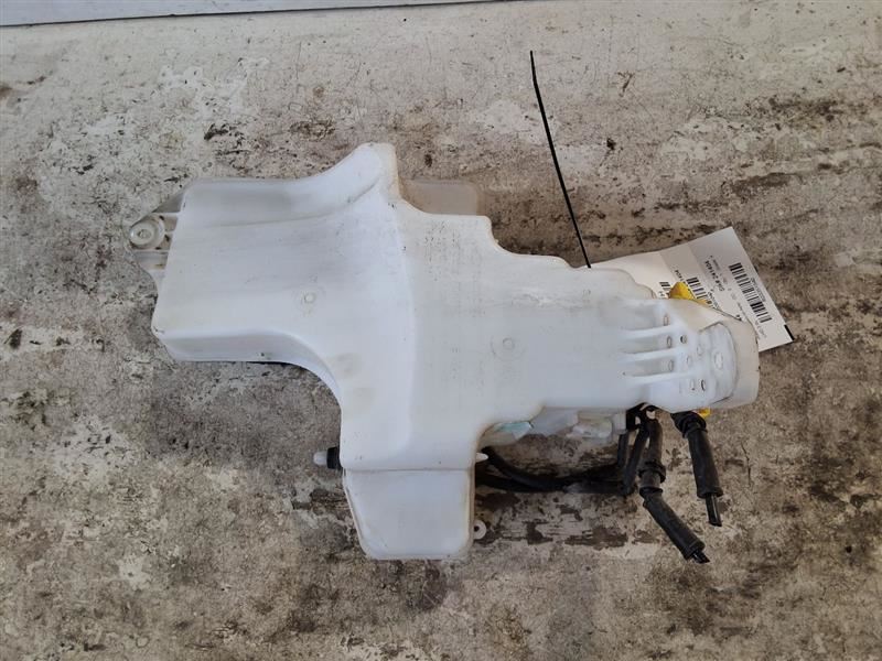 Wash Reservoir LHD With Rear Washer Engine Fits 18-20 WRANGLER 3351040