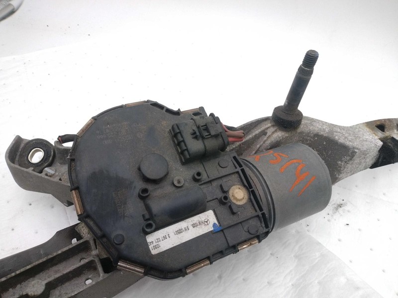 2011 Mercedes-Benz C-Class Wiper Motor OEM 2048201040 136K Miles