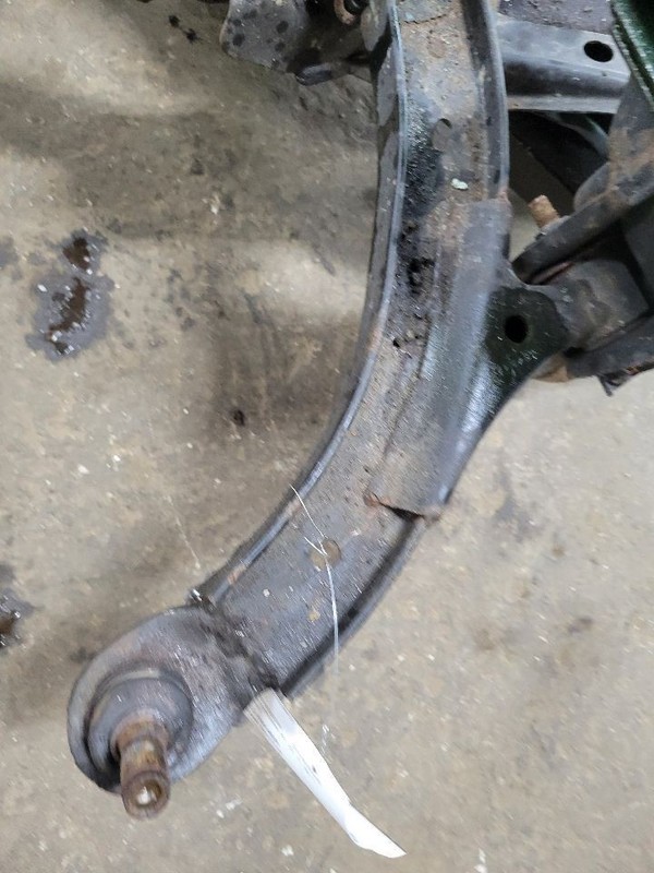 Passenger Right Lower Control Arm Front Fits 11-14 MUSTANG 1629403