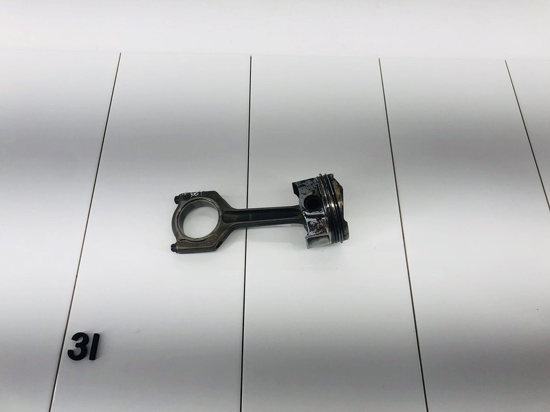 2013 BMW 320I F30 2.0L L4 GAS ENGINE MOTOR PISTON W/ CONECTING ROD & RING OEM