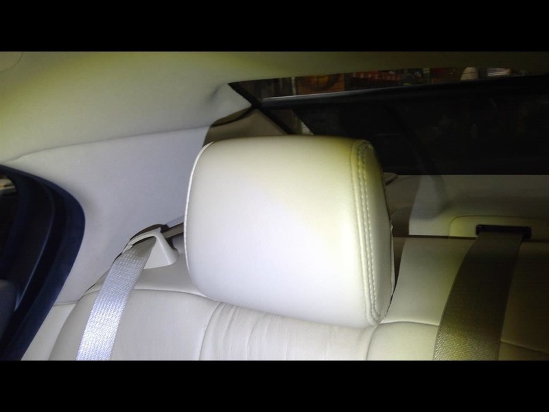 MKS 2016 Right Rear Headrest 1702697