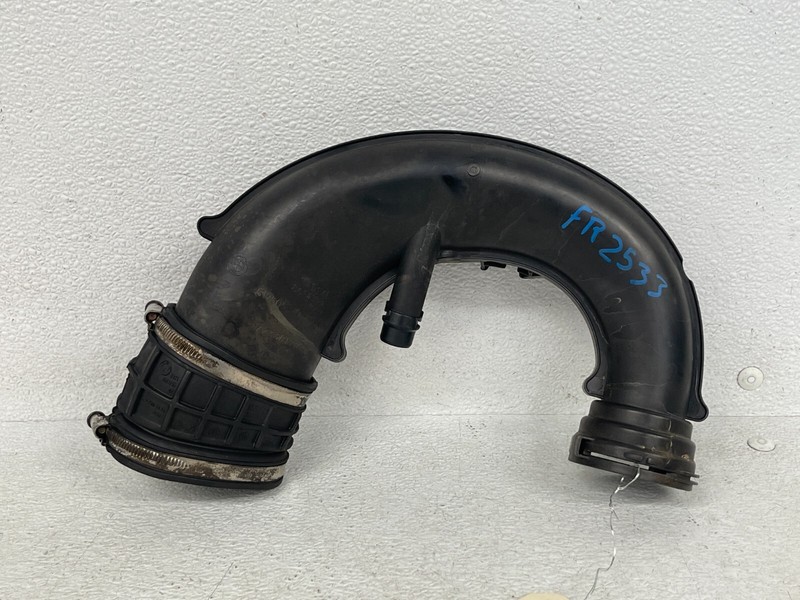⭐18-22 BMW M550I XDRIVE G30 4.4L ENGINE AIR INTAKE DUCT TUBE HOSE OEM LOT2533