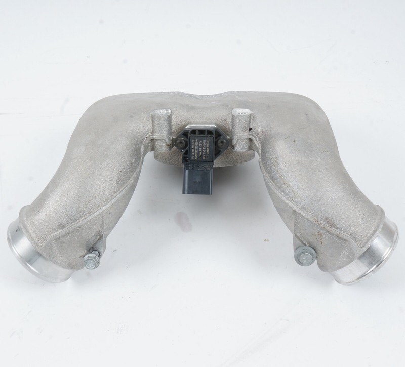 2010 - 2020 Bentley Mulsanne Engine Air Intake Center Intercooler Tube Pipe