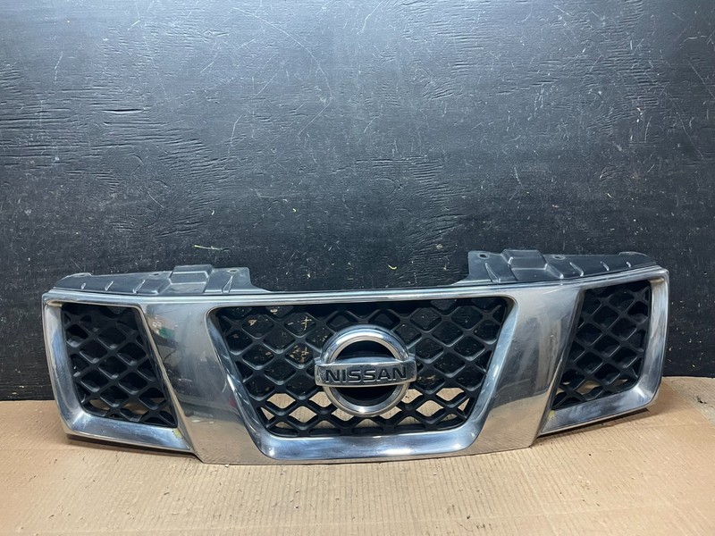 2005 2006 2007 Nissan Pathfinder Chrome Front Upper Grill Grille Oem Y1990 DG